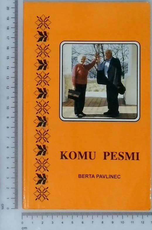 Komu pesmi